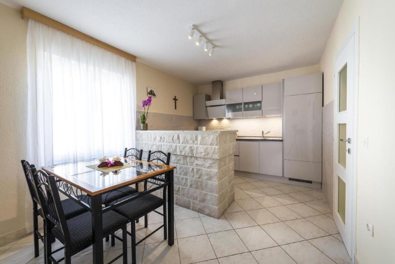 Holiday Home Swiss Cavtat Esterno foto