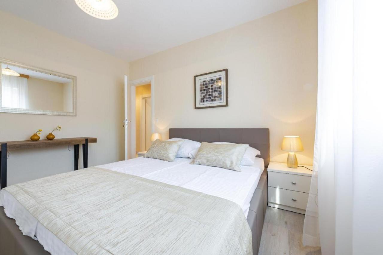 Holiday Home Swiss Cavtat Esterno foto