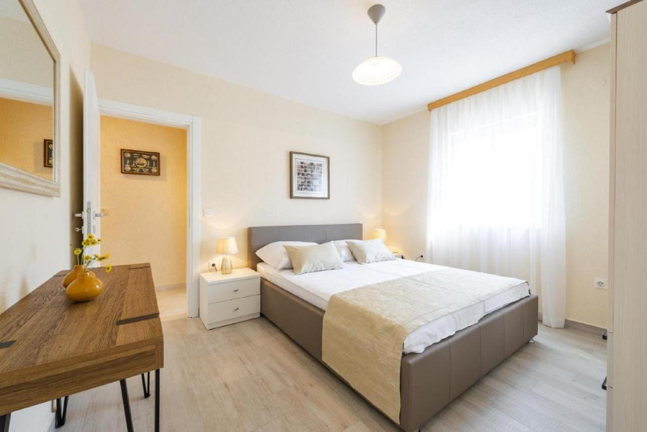 Holiday Home Swiss Cavtat Esterno foto